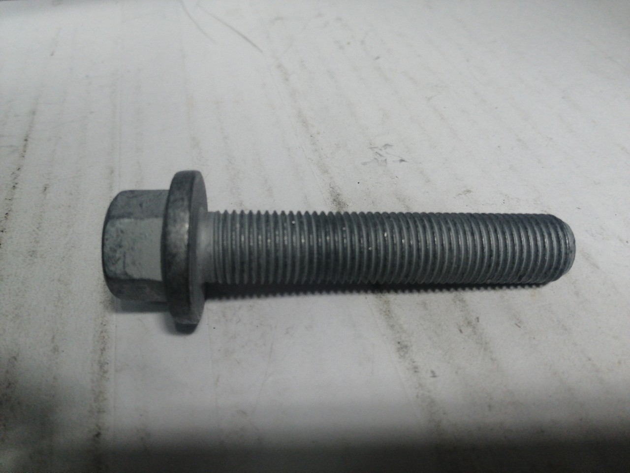 Купить запчасть PEUGEOT-CITROEN - 1606466680 "Болт шкива коленвала CITROEN/PEUGEOT 1606466680 CITROEN/PEUGEOT mot.1.4/1.6L 16V"